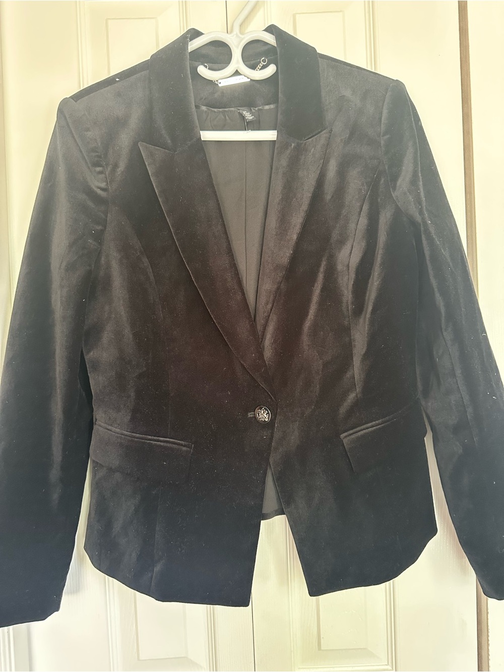 White House Black Market Black Velvet Tailored Blazer